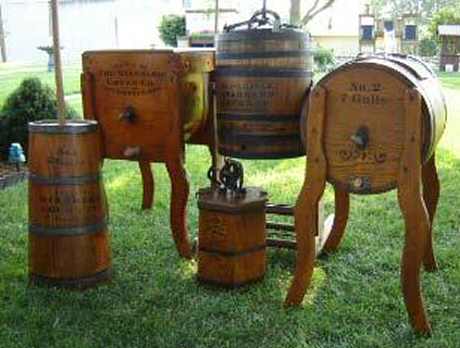 Butter Churns Made by the Standard Churn Co.
