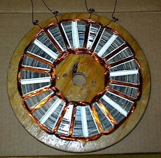 Axial 
Flux2-2.jpg (51210 bytes)